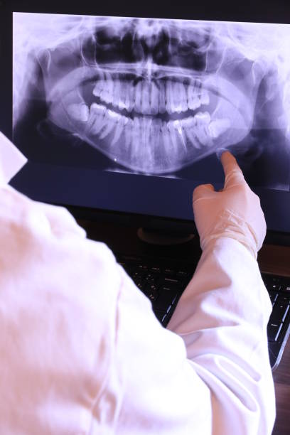 Best Broken or Cracked Tooth Emergency Dentist in Lyons, GA